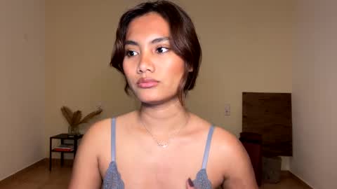 Snapshot of katedami chatting on 8, 3, 2025 Kate Dami online show from 8, 3, 2025
