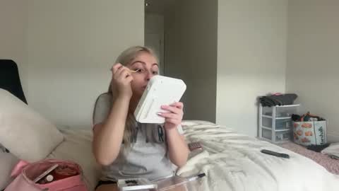 kateharperr online show from 14, 12, 2025