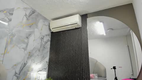 Im Katherine but call me Kate  online show from 8, 10, 2025