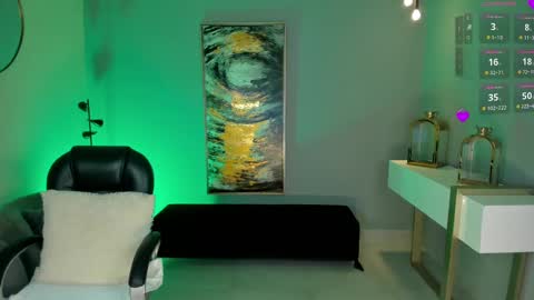  Kate Owens  online show from 3, 3, 2025