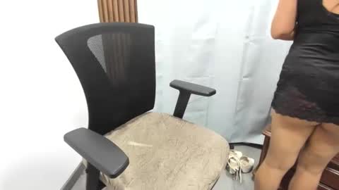 Snapshot of katerinamilf_ chatting on 10, 5, 2026 kata online show from 10, 5, 2026