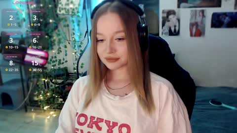 Snapshot of katerinaxvold chatting on 3, 2, 2025 Lisa online show from 3, 2, 2025