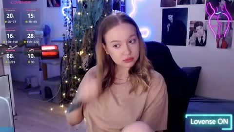 Snapshot of katerinaxvold chatting on 3, 3, 2025 Lisa online show from 3, 3, 2025