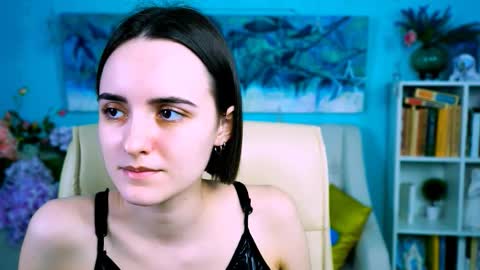 katewillows online show from 20, 3, 2026