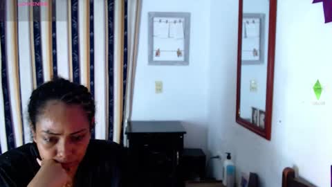 Snapshot of katherincastillo chatting on 12, 10, 2025 katherin online show from 12, 10, 2025