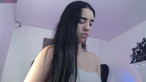 Snapshot of katherine_10 chatting on 7, 10, 2025 katherine_10 online show from 7, 10, 2025