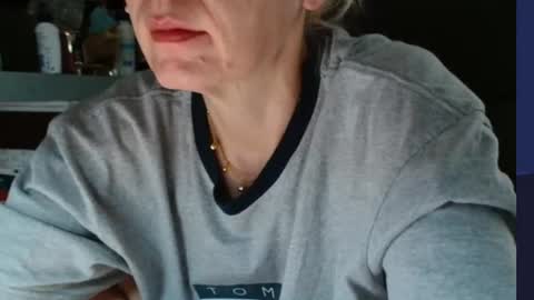 Snapshot of kathleenedwards chatting on 16, 7, 2026 Kathleen online show from 16, 7, 2026