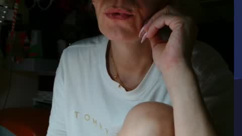 Snapshot of kathleenedwards chatting on 17, 7, 2026 Kathleen online show from 17, 7, 2026