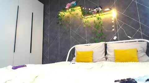 KathrineBerry online show from 15, 4, 2026