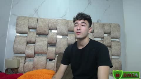 Kaht y Aiden online show from 19, 5, 2026