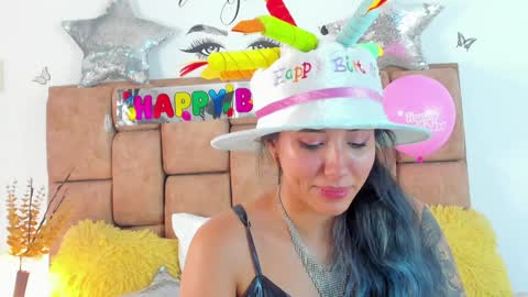 Snapshot of katiacuper chatting on 13, 1, 2025 Katia Cuper online show from 13, 1, 2025