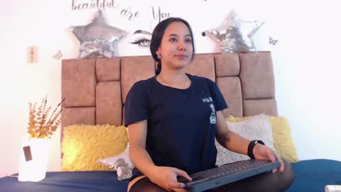 Snapshot of katiacuper chatting on 23, 1, 2025 Katia Cuper online show from 23, 1, 2025