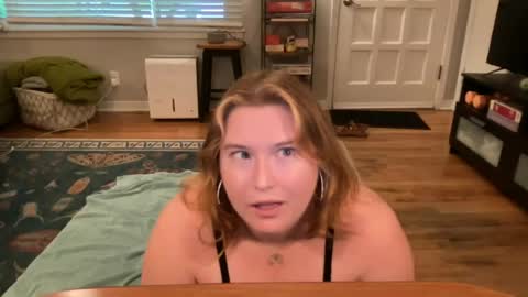 Snapshot of katiecopper27 chatting on 16, 7, 2026 katiecopper27 online show from 16, 7, 2026