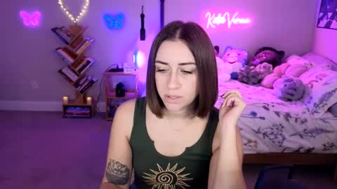 Katie Verona online show from 7, 2, 2025