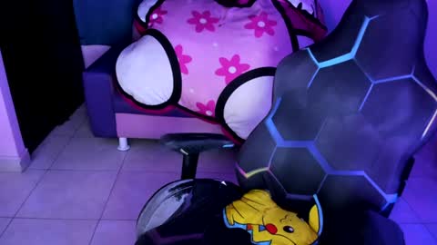 Snapshot of katiuska_doll_squirt chatting on 19, 6, 2026 katiuska_doll_squirt online show from 19, 6, 2026