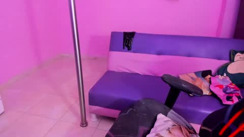 Snapshot of katiuska_doll_squirt chatting on 25, 7, 2026 katiuska_doll_squirt online show from 25, 7, 2026