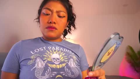 Follow me on instagram and twitter as correaktnees online show from 2, 11, 2025