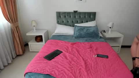 Snapshot of katnia_and_marcuz chatting on 8, 3, 2025 Katnia and Marcuz online show from 8, 3, 2025