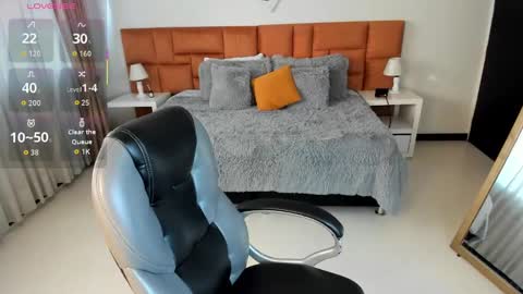 Snapshot of katnia_and_marcuz chatting on 9, 10, 2025 Katnia and Marcuz online show from 9, 10, 2025