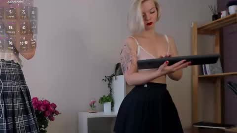 Snapshot of katrina_carter chatting on 16, 9, 2025 katrina_carter online show from 16, 9, 2025