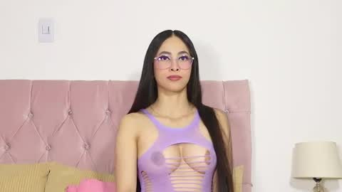 katrina clark online show from 2, 8, 2026