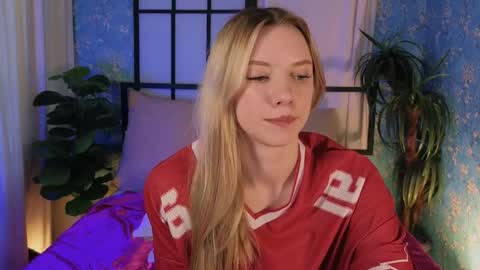 katt_yy online show from 7, 4, 2026