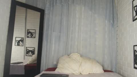 Snapshot of kattia_23 chatting on 19, 2, 2025 kattia online show from 19, 2, 2025