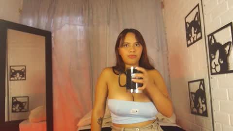 Snapshot of kattia_23 chatting on 6, 3, 2025 kattia online show from 6, 3, 2025