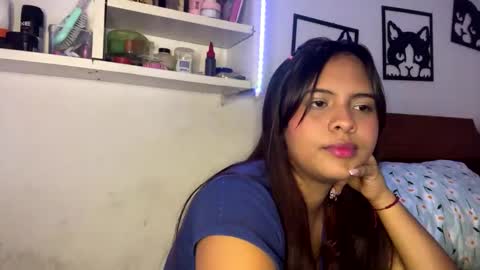 Snapshot of kattia_23 chatting on 15, 10, 2025 kattia online show from 15, 10, 2025