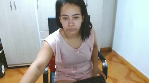 katticloos online show from 2, 4, 2026