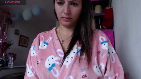 Snapshot of kattie_love chatting on 22, 2, 2025 kattie online show from 22, 2, 2025