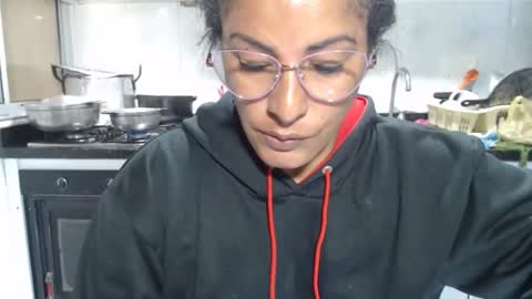 KattleyaGrey online show from 4, 2, 2026