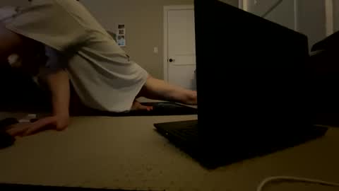 Josie live show Tuesday Wednesday and Thursday online show from 26, 9, 2025