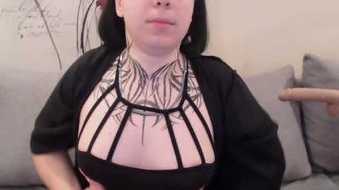 Katty online show from 8, 2, 2025