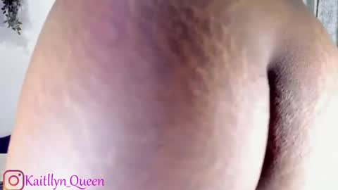Snapshot of katy_smit1 chatting on 16, 7, 2026 Kaitllyn Queen online show from 16, 7, 2026