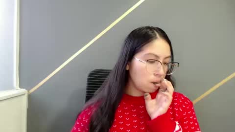 Snapshot of katybelladonna chatting on 4, 12, 2024 KATY online show from 4, 12, 2024