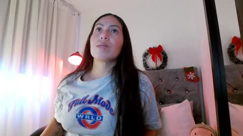 Snapshot of katybelladonna chatting on 4, 1, 2025 KATY online show from 4, 1, 2025