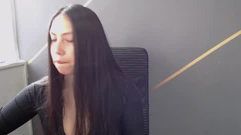 Snapshot of katybelladonna chatting on 5, 3, 2025 KATY online show from 5, 3, 2025