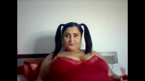 Snapshot of katymelissa chatting on 20, 11, 2025 katymelissa online show from 20, 11, 2025