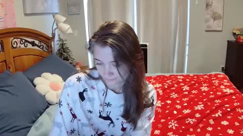 Snapshot of katynowhere chatting on 2, 12, 2024 Katy online show from 2, 12, 2024