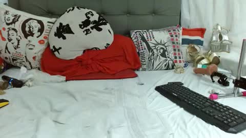 Katy online show from 15, 4, 2026