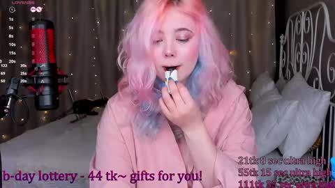 Snapshot of kawaii_yuki chatting on 28, 2, 2025 Yuki  online show from 28, 2, 2025