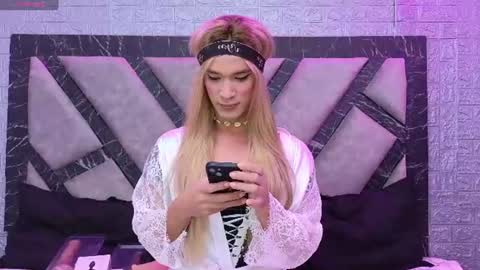 Snapshot of kayalstone chatting on 17, 6, 2026 Cattleya stone online show from 17, 6, 2026