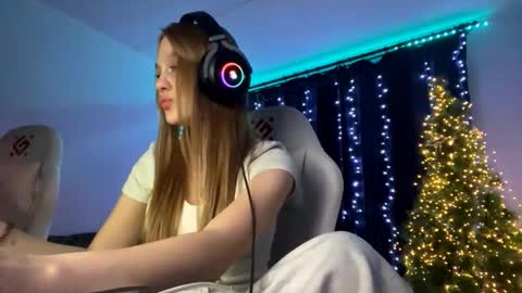 Snapshot of kayceefroehner chatting on 10, 1, 2026 Amia online show from 10, 1, 2026