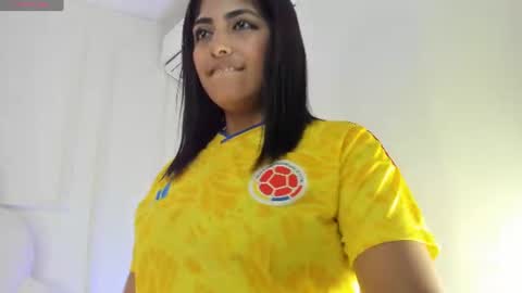 Snapshot of kaylachannell chatting on 4, 7, 2026 kaylachannell online show from 4, 7, 2026