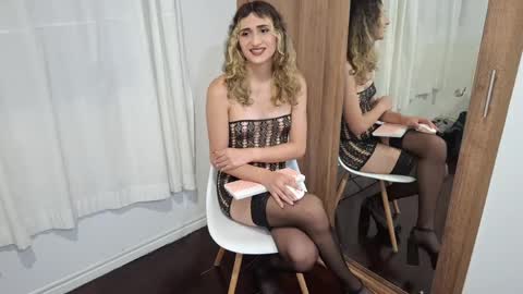 Kaylee Sims online show from 1, 4, 2026