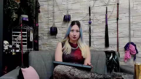 Miss Kazia online show from 19, 1, 2026