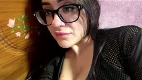 kcollins635 online show from 17, 4, 2026