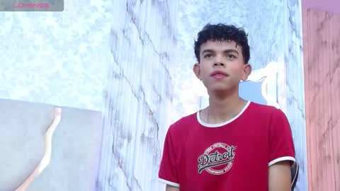 Snapshot of keahi_tay chatting on 4, 3, 2026 keahi online show from 4, 3, 2026