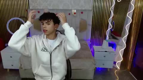 Snapshot of keahi_tay chatting on 29, 3, 2026 keahi online show from 29, 3, 2026